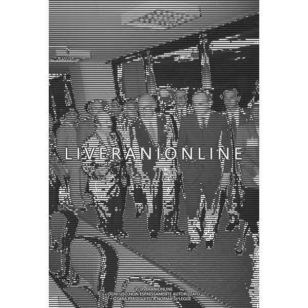 Neg- RETROSPETTIVA GIOVANNI SPADOLINI POLITICO NELLA FOTO GIOVANNI SPADOLINI IN VISITA ALLO STABILIMENTO MIRAFIORI, CON SISTEMI COMPUTERIZZATI CON DISPOSITIVI AD INTELLIGENZA ARTIFICIALE NELL’ANNO 1987 ©DFP-AG ALDO LIVERANI SAS