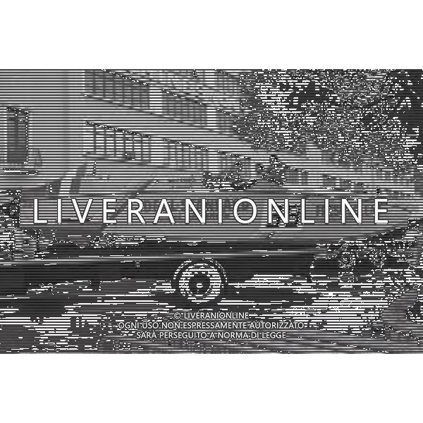 NEG-RETROSPETTIVA STEFANO CASIRAGHI REALI DI MONACO NELLA FOTO STEFANO CASIRAGHI A MONTECARLO PER LE GARE DI OFF-SHORE NELL\'ANNO 1985 AG ALDO LIVERANI SAS  
