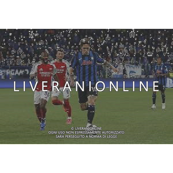 Nicolò Zaniolo of Atalanta BC \' competes for the ball with Raheem Sterling of Arsenal FC during Atalanta BC vs Arsenal FC, 1° round of Chanpions League 2024-25, game at Gewiss stadium in Bergamo (BG), Italy, on September 19, 2024. (Photo by Davide Casentini) ag aldo liverani sas