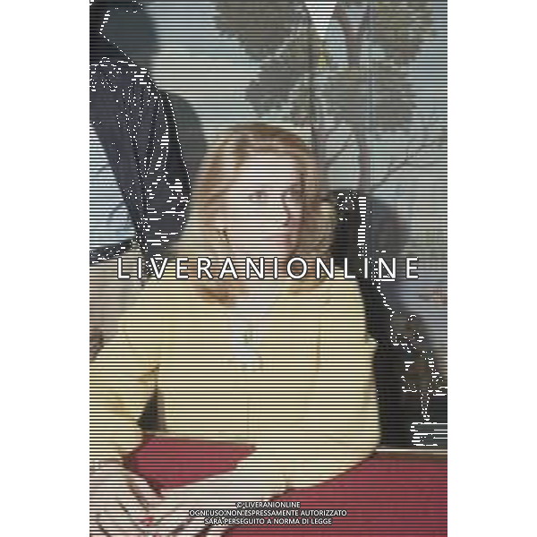 DIAP-RETROSPETTIVA CATHERINE DENEUVE ATTRICE NELLA FOTO CATHERINE DENEUVE A TERRAZZA MARTINI NELL\'ANNO 1981 AG ALDO LIVERANI SAS  