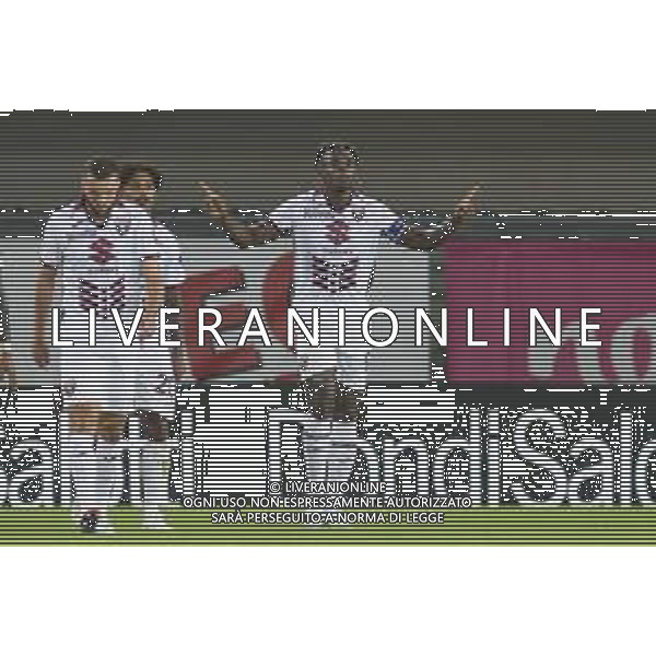 Duvan Zapata of Torino FC celebrates after scoring during Hellas Verona FC vs Torino FC , 5° Serie A Enilive 2024-25 game at Marcantonio Bentegodi Stadium in Verona (VR), Italy, on September 20, 2024. (Photo by Davide Casentini)/AGENZIA ALDO LIVERANI SAS