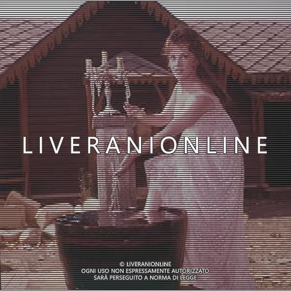 COL-GINA LOLLOBRIGIDA ATTRICE ITALIANA - RETROSPETTIVA NELLA FOTO GINA LOLLOBRIGIDA NEL FILM \'LE PIACEVOLI NOTTI\' NELL\'ANNO 1966 ©ARCHIVIO AGENZIA ALDO LIVERANI SAS