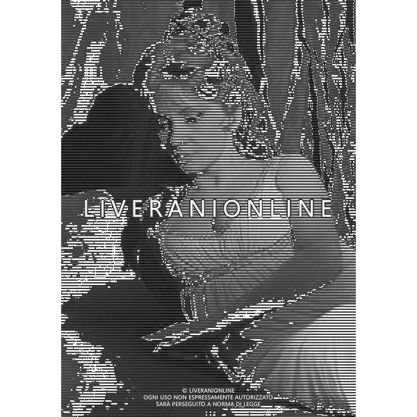NEG-GINA LOLLOBRIGIDA ATTRICE ITALIANA - RETROSPETTIVA NELLA FOTO GINA LOLLOBRIGIDA NEL FILM \'LE PIACEVOLI NOTTI\' NELL\'ANNO 1966 ©ARCHIVIO AGENZIA ALDO LIVERANI SAS