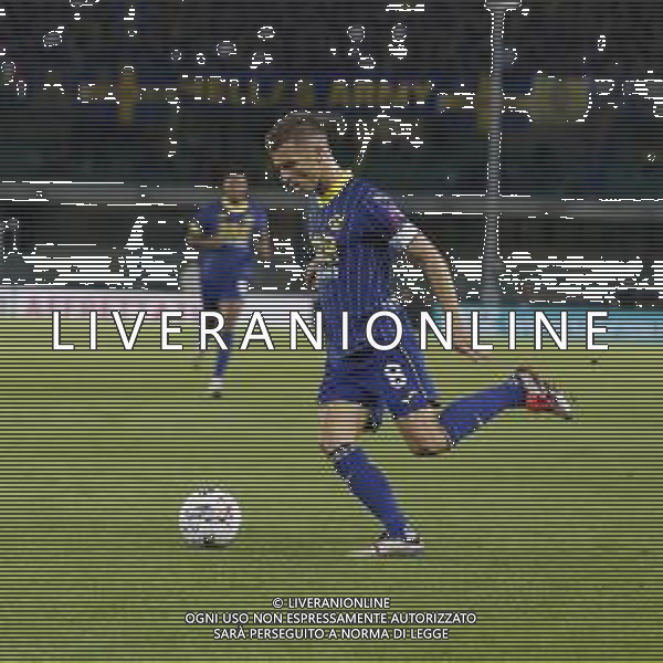 Darko Lazovic of Hellas Verona FC play the ball during Hellas Verona FC vs Torino FC , 5° Serie A Enilive 2024-25 game at Marcantonio Bentegodi Stadium in Verona (VR), Italy, on September 20, 2024. (Photo by Davide Casentini)/AGENZIA ALDO LIVERANI SAS