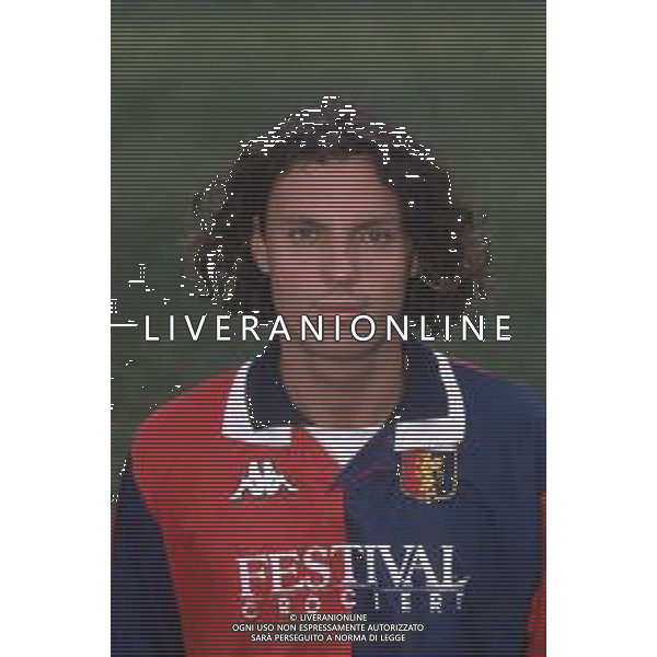 DIAP-RETROSPETTIVA STEFANO ROSSINI CALCIATORE NELLA FOTO STEFANO ROSSINI CON LA MAGLIA DEL GENOA CALCIO AG ALDO LIVERANI SAS
