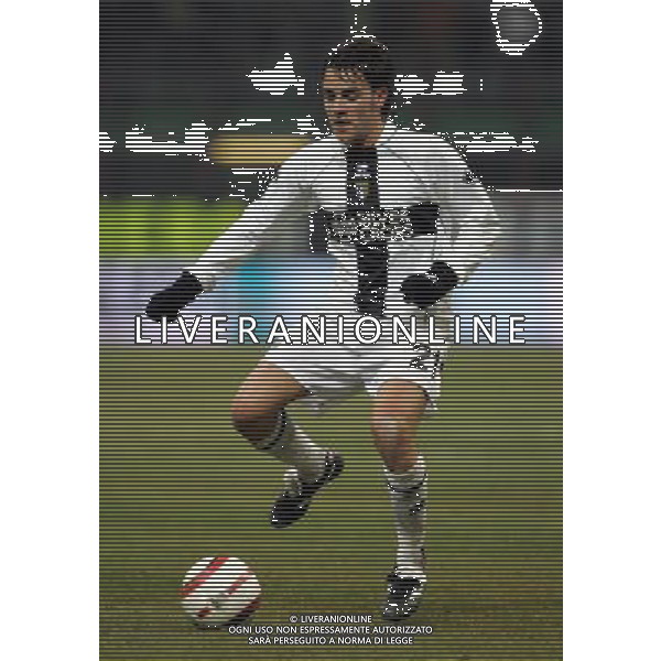 Milano 12/01/2006 coppa italia tim 2005/06 inter-parma 0:0 nella foto cigarini luca ph marco luzzani/ag aldo liverani s.a.s.