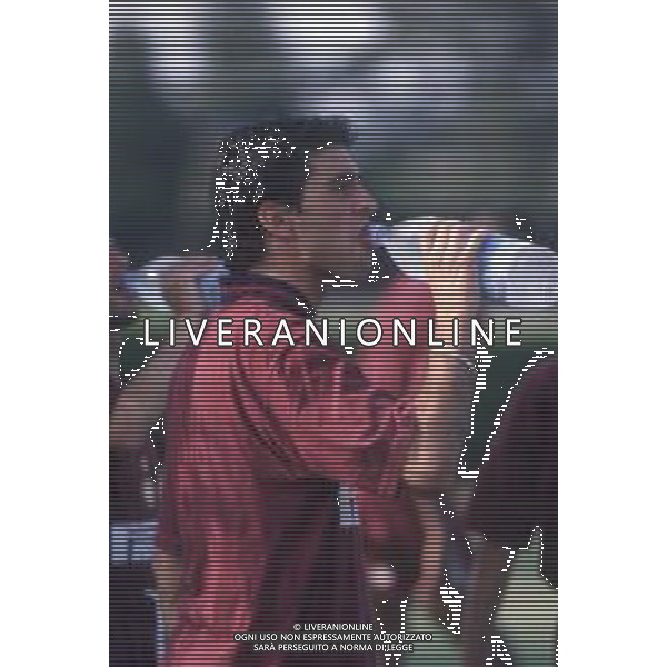 DIAP-RETROSPETTIVA SALVATORE FRESI CALCIATORE NELLA FOTO SALVATORE FRESI CON LA MAGLIA DA ALLENAMENTO INTER CALCIO AG ALDO LIVERANI SAS