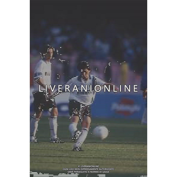 DIAP-RETROSPETTIVA SALVATORE FRESI CALCIATORE NELLA FOTO SALVATORE FRESI CON LA MAGLIA DELL\'INTER CALCIO AG ALDO LIVERANI SAS