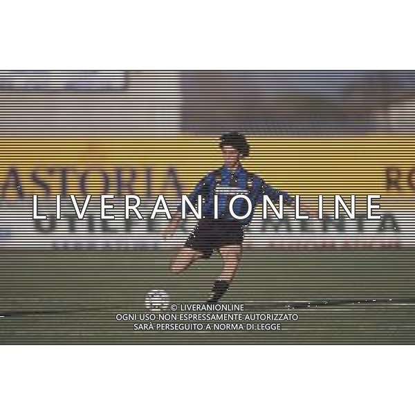 DIAP-RETROSPETTIVA SALVATORE FRESI CALCIATORE NELLA FOTO SALVATORE FRESI CON LA MAGLIA DELL\'INTER CALCIO AG ALDO LIVERANI SAS
