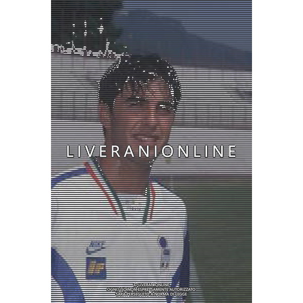 DIAP-RETROSPETTIVA SALVATORE FRESI CALCIATORE NELLA FOTO SALVATORE FRESI CON LA MAGLIA DELLA NAZIONALE ITALIANA UNDER 21 AG ALDO LIVERANI SAS