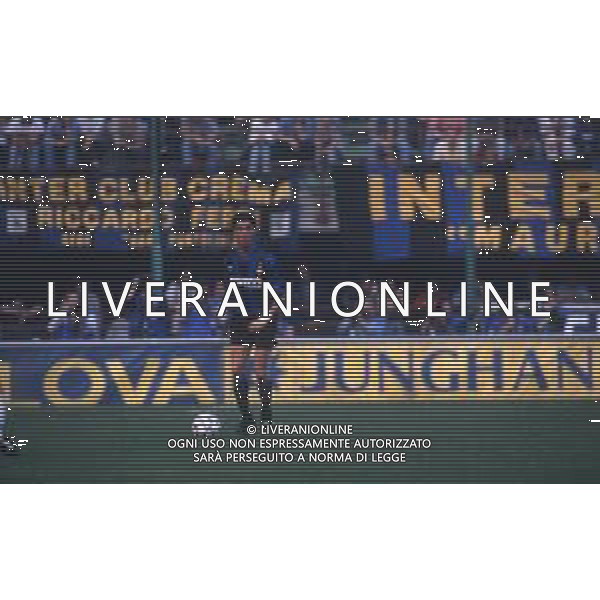 DIAP-RETROSPETTIVA SALVATORE FRESI CALCIATORE NELLA FOTO SALVATORE FRESI CON LA MAGLIA DELL\'INTER CALCIO AG ALDO LIVERANI SAS