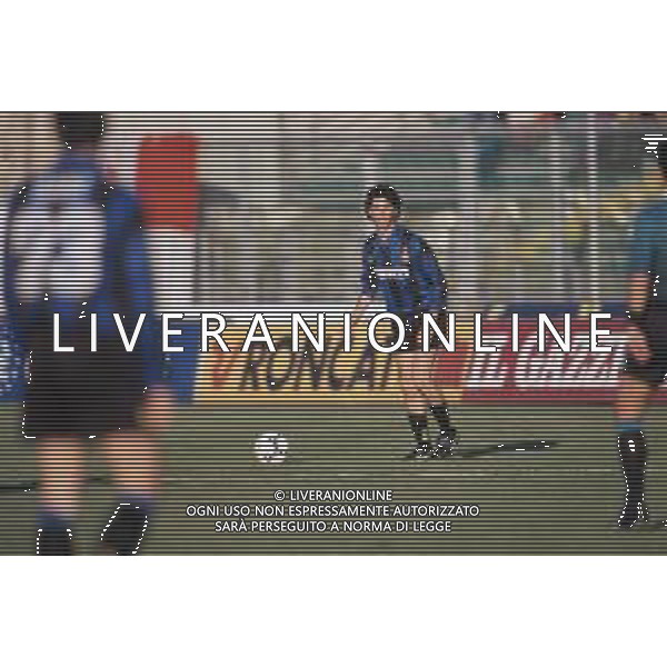 DIAP-RETROSPETTIVA SALVATORE FRESI CALCIATORE NELLA FOTO SALVATORE FRESI CON LA MAGLIA DELL\'INTER CALCIO AG ALDO LIVERANI SAS
