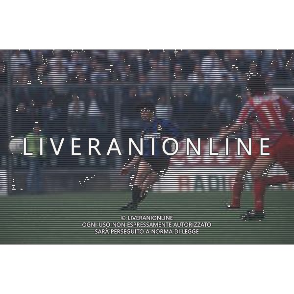 DIAP-RETROSPETTIVA SALVATORE FRESI CALCIATORE NELLA FOTO SALVATORE FRESI CON LA MAGLIA DELL\'INTER CALCIO AG ALDO LIVERANI SAS
