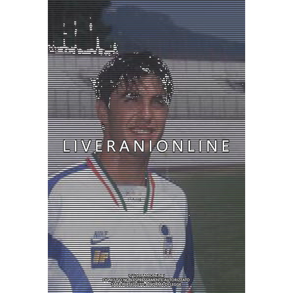 DIAP-RETROSPETTIVA SALVATORE FRESI CALCIATORE NELLA FOTO SALVATORE FRESI CON LA MAGLIA DELLA NAZIONALE ITALIANA UNDER 21 AG ALDO LIVERANI SAS