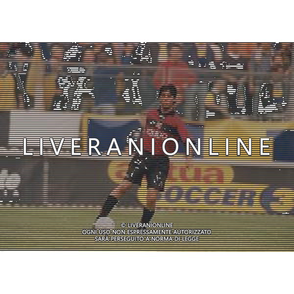 DIAP-RETROSPETTIVA SALVATORE FRESI CALCIATORE NELLA FOTO SALVATORE FRESI CON LA MAGLIA DELLA SALERNITANA CALCIO AG ALDO LIVERANI SAS