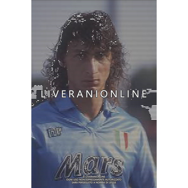 DIAP-RETROSPETTIVA ANDREA SILENZI CALCIATORE NELLA FOTO ANDREA SILENZI CON LA MAGLIA DEL NAPOLI CALCIO AG ALDO LIVERANI SAS