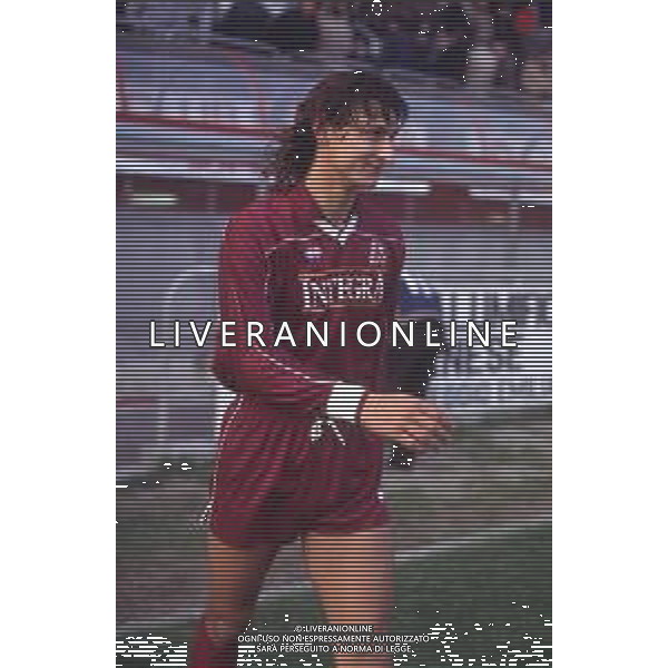 DIAP-RETROSPETTIVA ANDREA SILENZI CALCIATORE NELLA FOTO ANDREA SILENZI CON LA MAGLIA DELLA REGGIANA CALCIO AG ALDO LIVERANI SAS