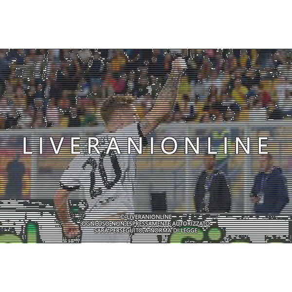 TVEM September 21, 2024 Lecce, Italy - US Lecce vs Parma Calcio 1913 - Italian soccer serie A 2024/25 - Via Del Mare Stadium. In the pic: Antoine Hainaut of Parma celebrates after scoring a goal ©Emmanuele Mastrodonato/AGENZIA ALDO LIVERANI SAS
