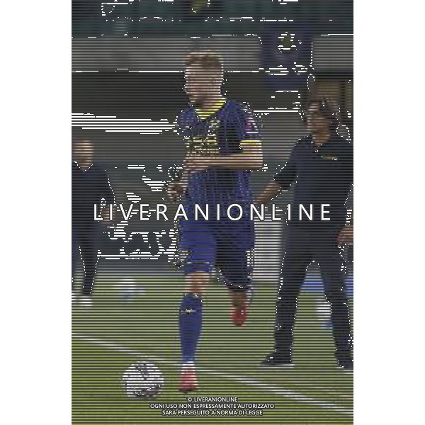 Casper Tengstedt of Hellas Verona FC play the ball during Hellas Verona FC vs Torino FC , 5° Serie A Enilive 2024-25 game at Marcantonio Bentegodi Stadium in Verona (VR), Italy, on September 20, 2024. (Photo by Davide Casentini)/AGENZIA ALDO LIVERANI SAS