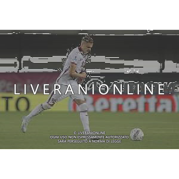 Ivan Ilic of Torino FC play the ball during Hellas Verona FC vs Torino FC , 5° Serie A Enilive 2024-25 game at Marcantonio Bentegodi Stadium in Verona (VR), Italy, on September 20, 2024. (Photo by Davide Casentini)/AGENZIA ALDO LIVERANI SAS