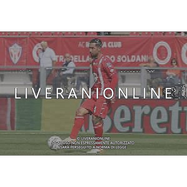 Armando Izzo of AC Monza play the ball during AC Monza vs Bologna BFC, 5° Serie A Enilive 2024-25 game at U-Power stadium in Monza (MB), Italy, on September 22, 2024. (Photo by Davide Casentini)/AGENZIA ALDO LIVERANI SAS