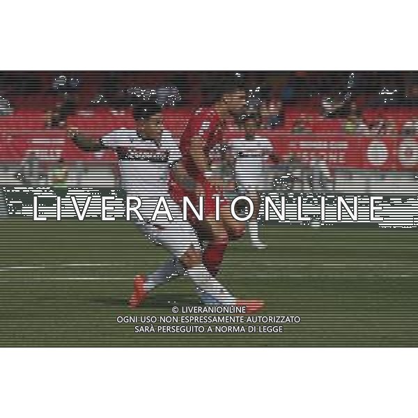 Santiago Castro of Bologna FC kick the ball during AC Monza vs Bologna BFC, 5° Serie A Enilive 2024-25 game at U-Power stadium in Monza (MB), Italy, on September 22, 2024. (Photo by Davide Casentini)/AGENZIA ALDO LIVERANI SAS
