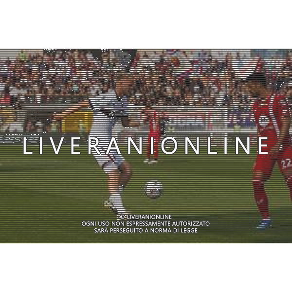 Jens Odgaard of Bologna FC play the ball during AC Monza vs Bologna BFC, 5° Serie A Enilive 2024-25 game at U-Power stadium in Monza (MB), Italy, on September 22, 2024. (Photo by Davide Casentini)/AGENZIA ALDO LIVERANI SAS