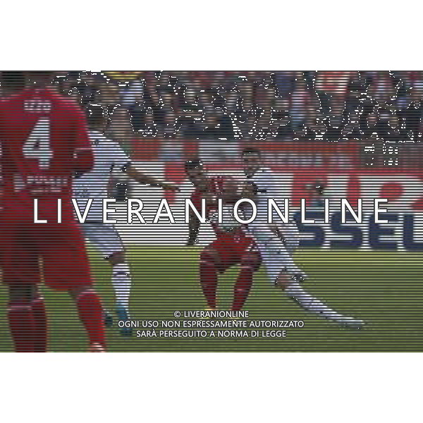 Dany Mota Carvalho of AC Monza battle for the ball with Charalampos Lykogiannis of Bologna FC during AC Monza vs Bologna BFC, 5° Serie A Enilive 2024-25 game at U-Power stadium in Monza (MB), Italy, on September 22, 2024. (Photo by Davide Casentini)/AGENZIA ALDO LIVERANI SAS