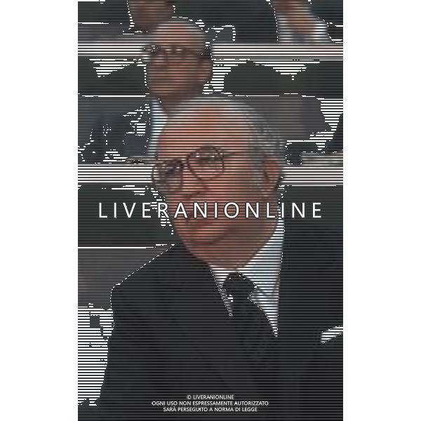 DIAP-RETROSPETTIVA GIOVANNI SPADOLINI POLITICO NELLA FOTO GIOVANNI SPADOLINI AL CONGRESSO DEL PARTITO RADICALE ITALIANO NELL\'ANNO 1984 AG ALDO LIVERANI SAS