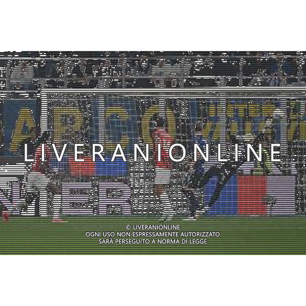 Inter vs Milan nella foto sull\'\'1 a 1 Yann Sommer (Inter) para il colpo di testa ravvicinato di Rafael Leao (Milan) Milano 22-09-2024 Stadio Giuseppe Meazza - San Siro Campionato Serie A Enilive - 5a giornata foto Roberto Garavaglia/Agenzia Aldo Liverani sas/AGENZIA ALDO LIVERANI SAS