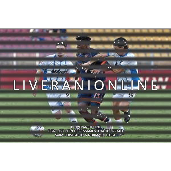 TVEM September 24, 2024 Lecce, Italy - US Lecce vs US Sassuolo - Coppa Italia round of 16 match 2024/25 - Via Del Mare Stadium. In the pic: Patrick Dorgu of US Lecce in action against Edoardo Pieragnolo of US Sassuolo foto emmanuele mastrodonato-ag aldo liverni sas