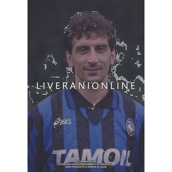DIAP-RETROSPETTIVA DANIELE FORTUNATO CALCIATORE NELLA FOTO DANIELE FORTUNATO CON LA MAGLIA DELL\'ATALANTA CALCIO AG ALDO LIVERANI SAS