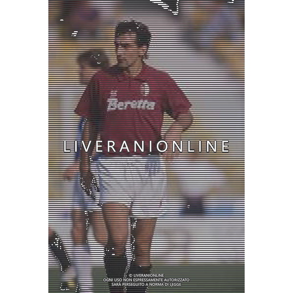 DIAP-RETROSPETTIVA DANIELE FORTUNATO CALCIATORE NELLA FOTO DANIELE FORTUNATO CON LA MAGLIA DEL TORINO CALCIO AG ALDO LIVERANI SAS