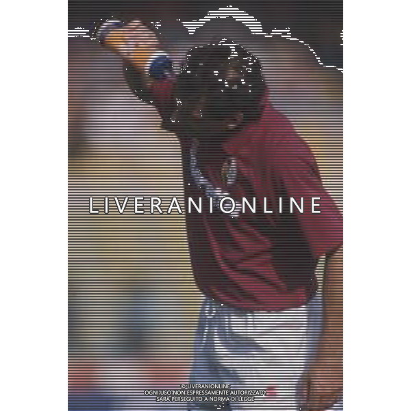 DIAP-RETROSPETTIVA DANIELE FORTUNATO CALCIATORE NELLA FOTO DANIELE FORTUNATO CON LA MAGLIA DEL TORINO CALCIO AG ALDO LIVERANI SAS