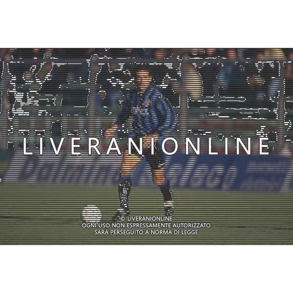 DIAP-RETROSPETTIVA DANIELE FORTUNATO CALCIATORE NELLA FOTO DANIELE FORTUNATO CON LA MAGLIA DELL\'ATALANTA CALCIO AG ALDO LIVERANI SAS 