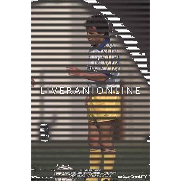 DIAP-RETROSPETTIVA DANIELE ZORATTO CALCIATORE NELLA FOTO DANIELE ZORATTO CON LA MAGLIA DEL PARMA CALCIO AG ALDO LIVERANI SAS