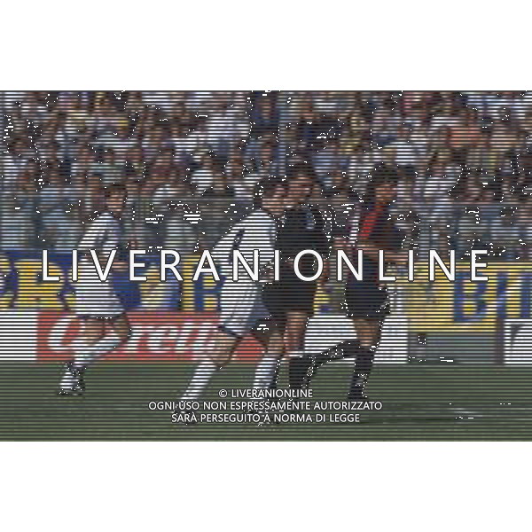 DIAP-RETROSPETTIVA DANIELE ZORATTO CALCIATORE NELLA FOTO DANIELE ZORATTO CON LA MAGLIA DEL PARMA CALCIO AG ALDO LIVERANI SAS