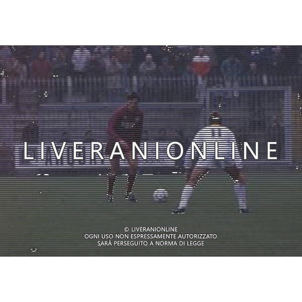 DIAP-RETROSPETTIVA MICHELE ZANUTTA CALCIATORE NELLA FOTO MICHELE ZANUTTA CON LA MAGLIA DELLA REGGIANA CALCIO AG ALDO LIVERANI SAS