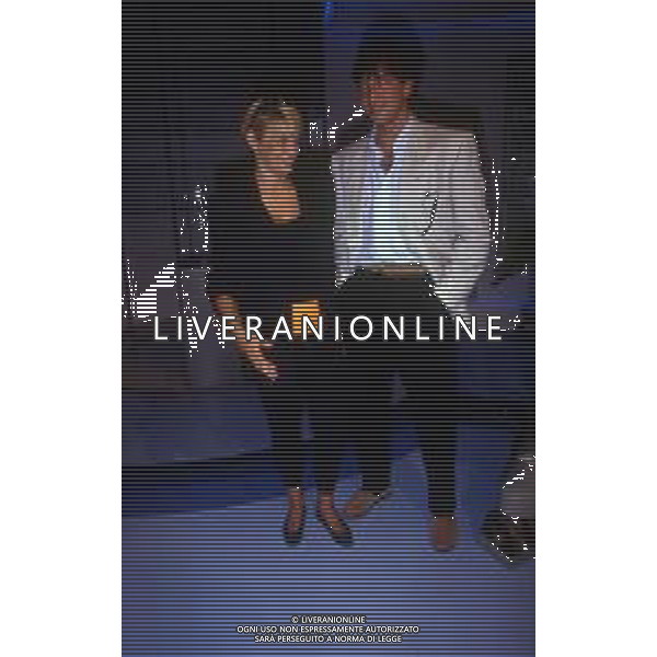 DIAP-RETROSPETTIVA WALTER ZENGA CALCIATORE  NELLA FOTO WALTER ZENGA PRESENTATORE NELLA TRASMISSIONE FORZA ITALIA CON ROBERTA TERMALI AG ALDO LIVERANI SAS