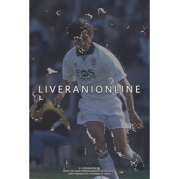 DIAP-RETROSPETTIVA ENZO FRANCESCOLI CALCIATORE NELLA FOTO ENZO FRANCESCOLI CON LA MAGLIA DEL CAGLIARI CALCIO AG ALDO LIVERANI SAS