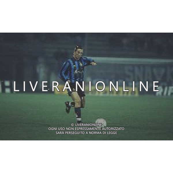 DIAP-RETROSPETTIVA MIRKO TACCOLA CALCIATORE NELLA FOTO MIRKO TACCOLA CON LA MAGLIA DELL\'INTER AG ALDO LIVERANI SAS
