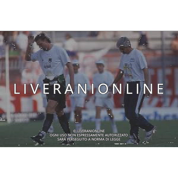 DIAP-RETROSPETTIVA CLAUDIO MASELLI ALLENATORE NELLA FOTO CLAUDIO MASELLI ALLENATORE GENOA CALCIO NELL\'ANNO 1993 CON STEFANO TACCONI AG ALDO LIVERANI SAS