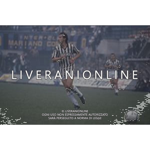 DIAP-RETROSPETTIVA LORENZO SCARAFONI CALCIATORE NELLA FOTO LORENZO SCARAFONI CON LA MAGLIA DELL\'ASCOLI CALCIO AG ALDO LIVERANI SAS