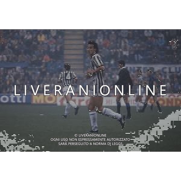 DIAP-RETROSPETTIVA LORENZO SCARAFONI CALCIATORE NELLA FOTO LORENZO SCARAFONI CON LA MAGLIA DELL\'ASCOLI CALCIO AG ALDO LIVERANI SAS 