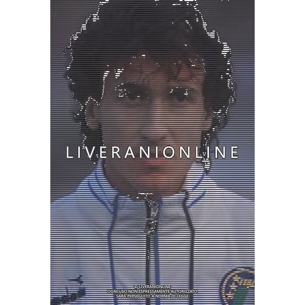 DIAP-RETROSPETTIVA LORENZO SCARAFONI CALCIATORE NELLA FOTO LORENZO SCARAFONI CON LA MAGLIA DELLA NAZIONALE ITALIANA UNDER 21 AG ALDO LIVERANI SAS 