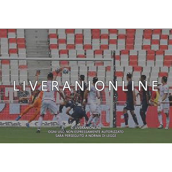 Serie B 2024-2025 Stadio San Nicola 28-09-2024 Bari-Cosenza Nella foto: Il gol di Raffaele Pucino FOTO ANDREA ROSITO-AG ALDO LIVERANI SAS/AGENZIA ALDO LIVERANI SAS