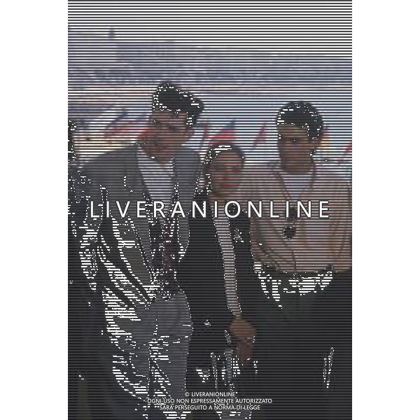 DIAP-RETROSPETTIVA RUPERT EVERETT ATTORE NELLA FOTO RUPERT EVERETT CON ORNELLA MUTI E ANTHONY DELON A CANNES NELL\'ANNO 1987 AG ALDO LIVERANI SAS 