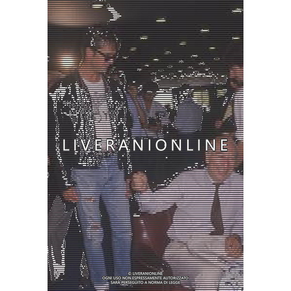 DIAP-RETROSPETTIVA RUPERT EVERETT ATTORE NELLA FOTO RUPERT EVERETT CON IL REGISTA GIULIANO MONTALDO A VENEZIA NELL\'ANNO 1987 AG ALDO LIVERANI SAS