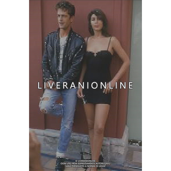 DIAP-RETROSPETTIVA RUPERT EVERETT ATTORE NELLA FOTO RUPERT EVERETT CON ANNABEL BROOKS A VENEZIA ANNO 1987 AG ALDO LIVERANI SAS  