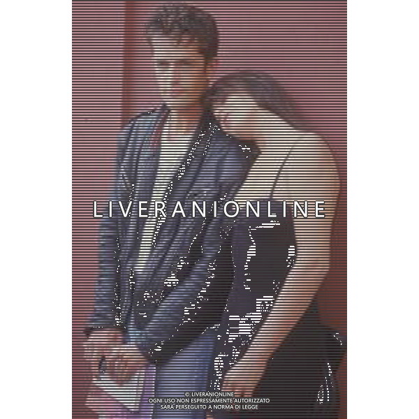 DIAP-RETROSPETTIVA RUPERT EVERETT ATTORE NELLA FOTO RUPERT EVERETT CON ANNABEL BROOKS A VENEZIA ANNO 1987 AG ALDO LIVERANI SAS  